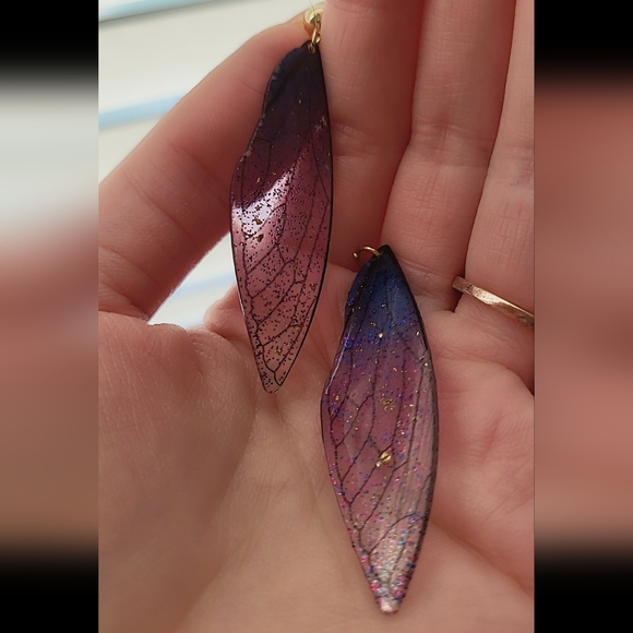 Elegant Blue and Purple Wing Earrings - Picture 3 of 5